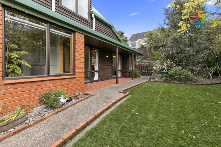 Photo of property in 8 Taieri Crescent, Kelson, Lower Hutt, 5010