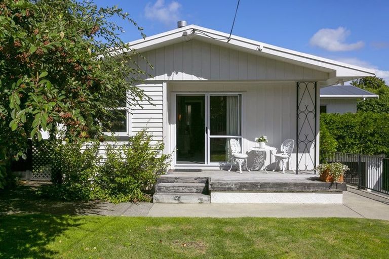 Photo of property in 2/79 Taupo View Road, Taupo, 3330