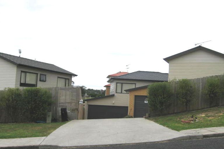 Photo of property in 35 Tiri Tiri Road, Birkdale, Auckland, 0626