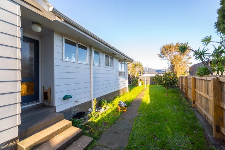 Photo of property in 23 Daniell Street, Featherston, 5710