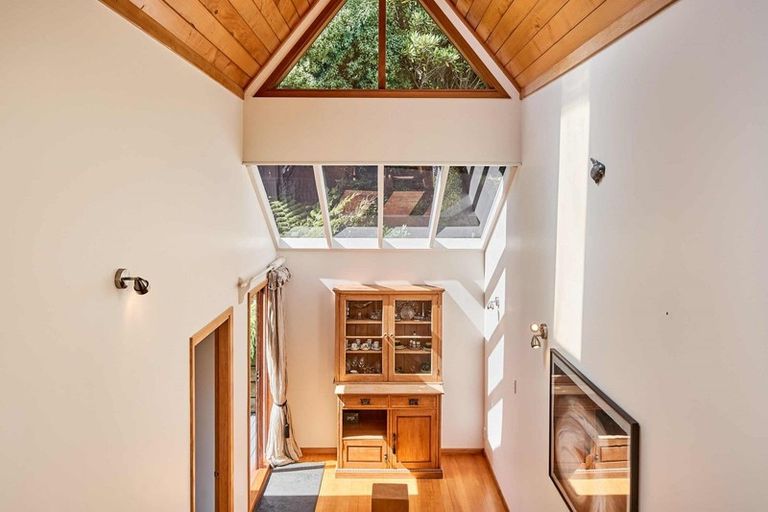 Photo of property in 80 Cluny Road, Plimmerton, Porirua, 5026