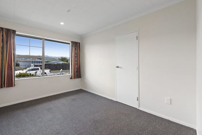 Photo of property in 25 Rimu Street, Levin, 5510