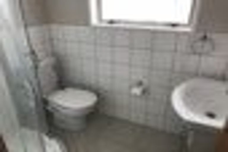 Photo of property in 2/14 Church Square, Addington, Christchurch, 8024