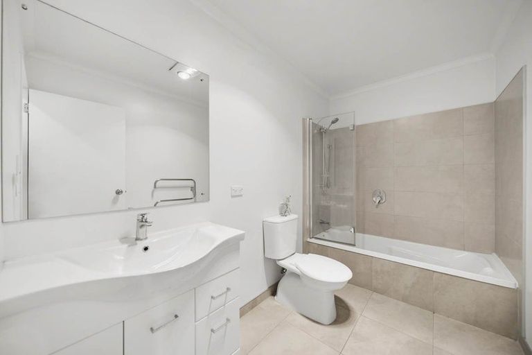 Photo of property in 21/46 Park Estate Road, Rosehill, Papakura, 2113