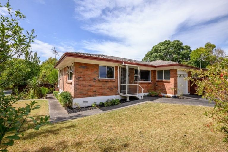 Photo of property in 1/31 Matuhi Rise, Henderson, Auckland, 0612