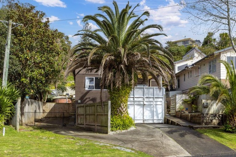 Photo of property in 29 Elliston Crescent, Stanmore Bay, Whangaparaoa, 0932