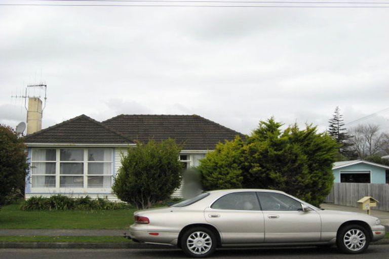 Photo of property in 20 Gardener Street, Levin, 5510