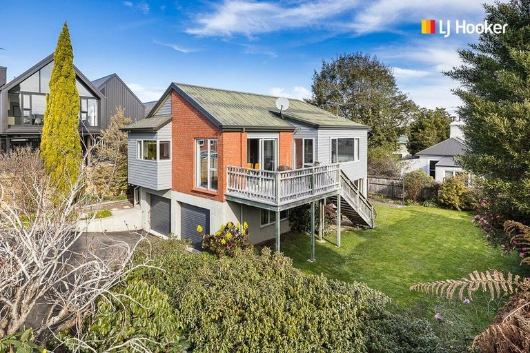 Photo of property in 25 Sargood Street, Maori Hill, Dunedin, 9010