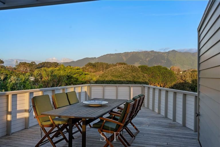 Photo of property in 114 Paetawa Road, Peka Peka, Waikanae, 5391