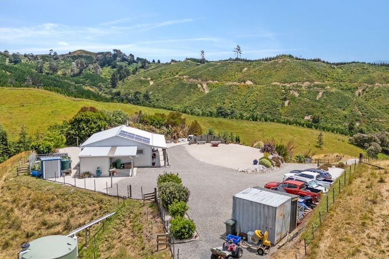 Photo of property in 135 Bensemann Road, Upper Moutere, 7175