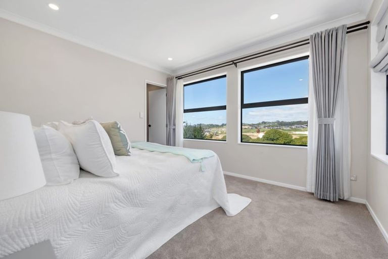 Photo of property in 58 Elevation Street, Flat Bush, Auckland, 2019