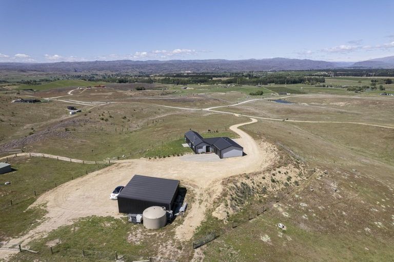 Photo of property in 77 Leaning Rock Road, Springvale, Alexandra, 9393