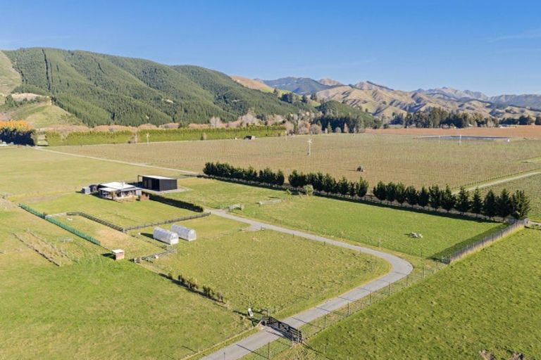 Photo of property in 40 Cooper Street, Wairau Valley, Blenheim, 7271