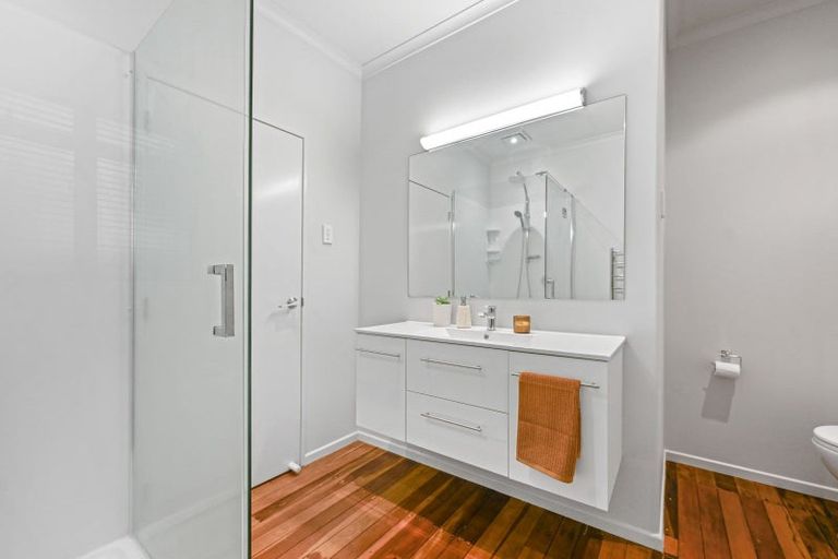 Photo of property in 15 Darley Street, Maeroa, Hamilton, 3200