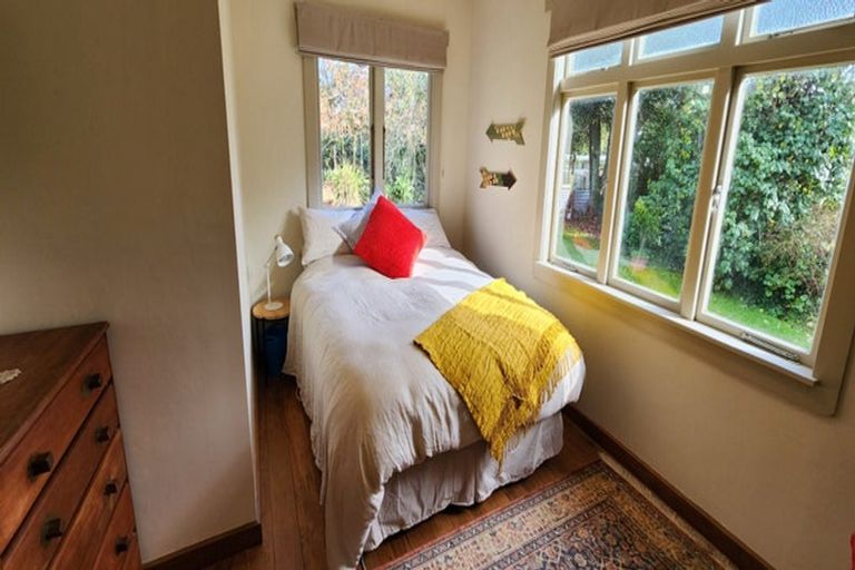 Photo of property in 66 Oxford Road, Okato, 4335