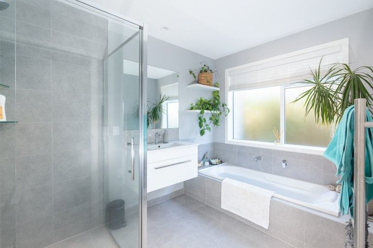 Photo of property in 66 Huka Heights Drive, Rangatira Park, Taupo, 3330