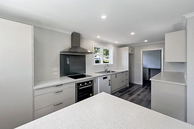 Photo of property in 27 Seddon Street, Takaro, Palmerston North, 4412