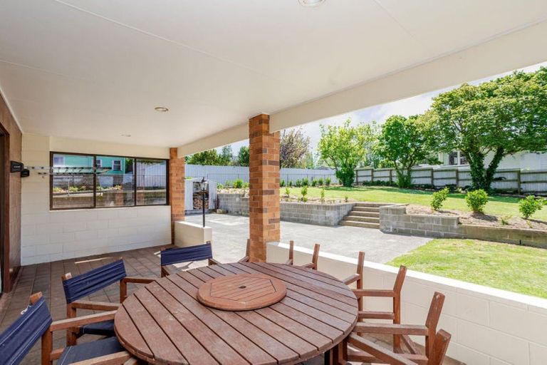 Photo of property in 3 Drummond Street, Dannevirke, 4930