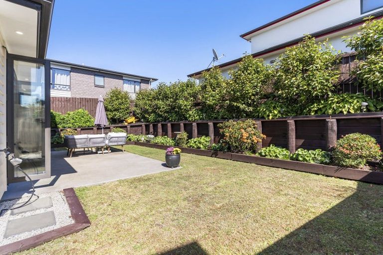 Photo of property in 84c Nelson Street, Howick, Auckland, 2014