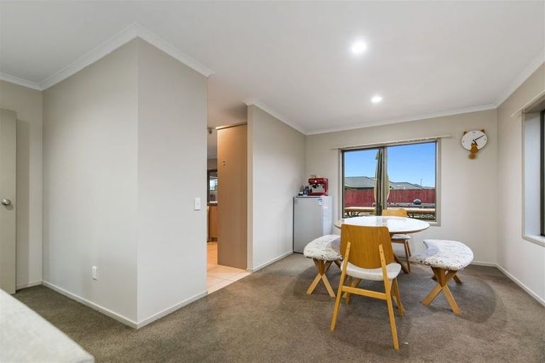 Photo of property in 99 Barrington Drive, Huntington, Hamilton, 3210