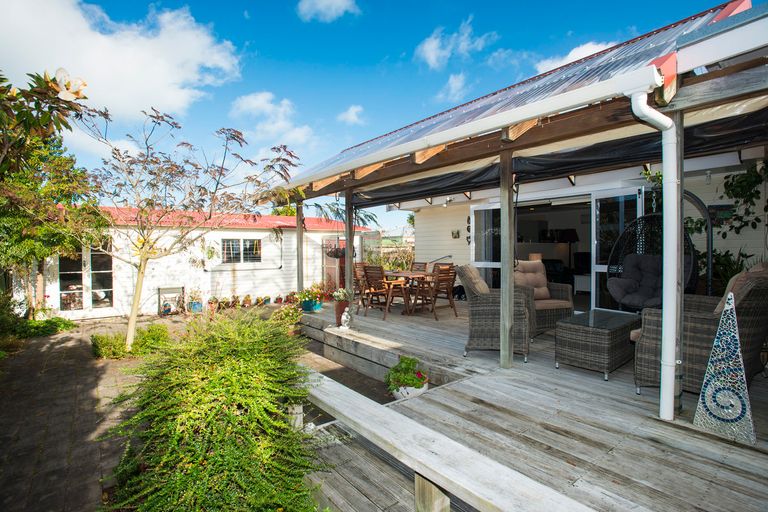 Photo of property in 95 Iranui Road, Inner Kaiti, Gisborne, 4010