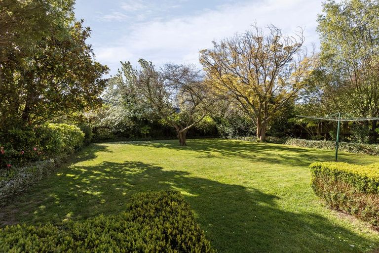 Photo of property in 55 Leinster Road, Merivale, Christchurch, 8014