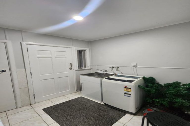 Photo of property in 13 Great South Road, Papatoetoe, Auckland, 2025