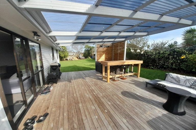 Photo of property in 15 West Street, Tuakau, 2121