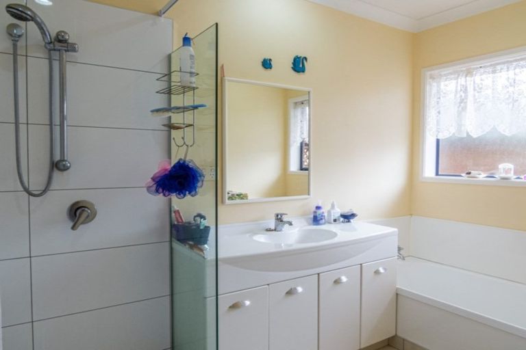 Photo of property in 4b Walnut Grove, Whakatane, 3120