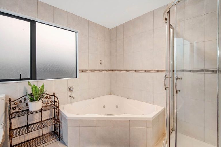 Photo of property in 21 Mahoney Drive, Albany, Auckland, 0632