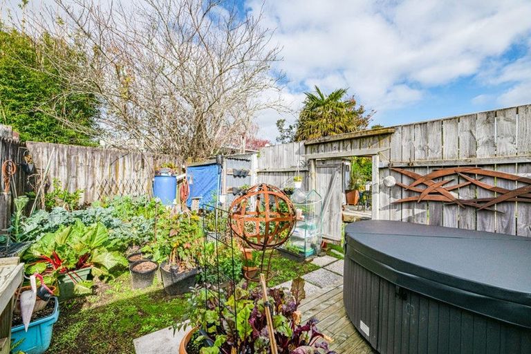 Photo of property in 57 Urlich Drive, Ranui, Auckland, 0612