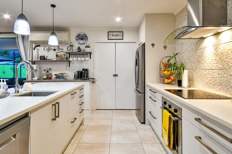 Photo of property in 19 Raithburn Terrace, Pokeno, 2402