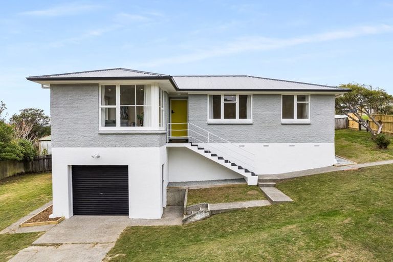 Photo of property in 1 Mahinawa Street, Takapuwahia, Porirua, 5022