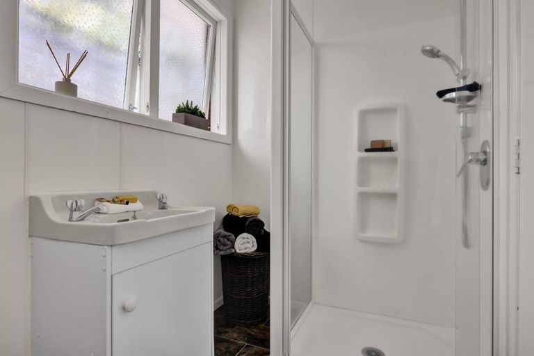 Photo of property in 70 Pendarves Street, New Plymouth, 4310