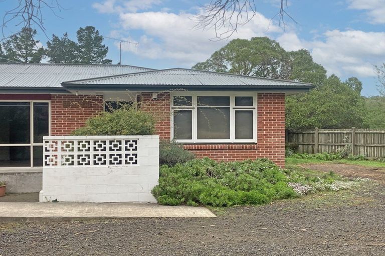 Photo of property in 3328 Christchurch Akaroa Road, Little River, 7591