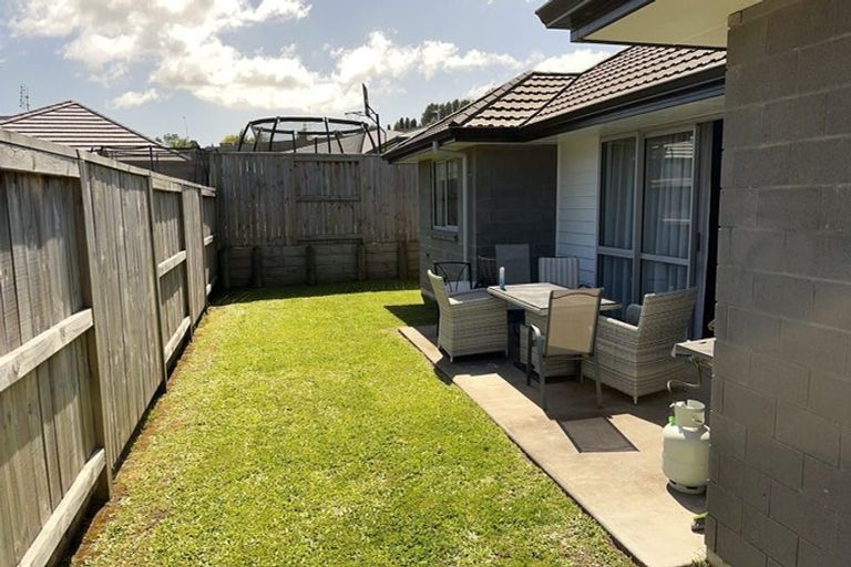 Photo of property in 98 Whakaturou Crescent, Pyes Pa, Tauranga, 3112