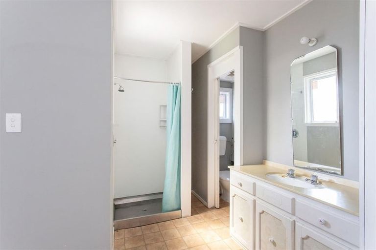 Photo of property in 39 Matlock Street, Woolston, Christchurch, 8062