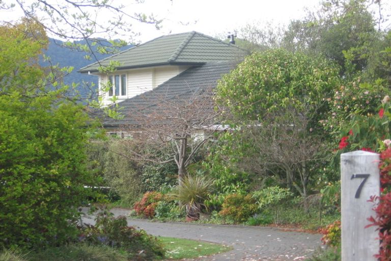 Photo of property in 7 Steep Street, Lake Okareka, Rotorua, 3076