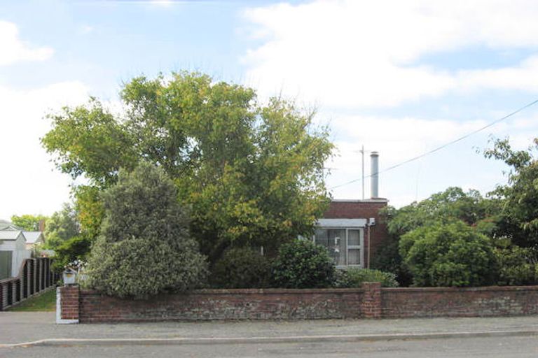 Photo of property in 75 Cox Street, Ashburton, 7700