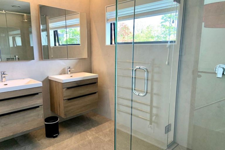 Photo of property in 92 Wairarapa Terrace, Merivale, Christchurch, 8014