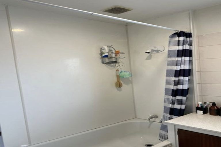 Photo of property in 2/10 Marsden Avenue, Mount Eden, Auckland, 1024