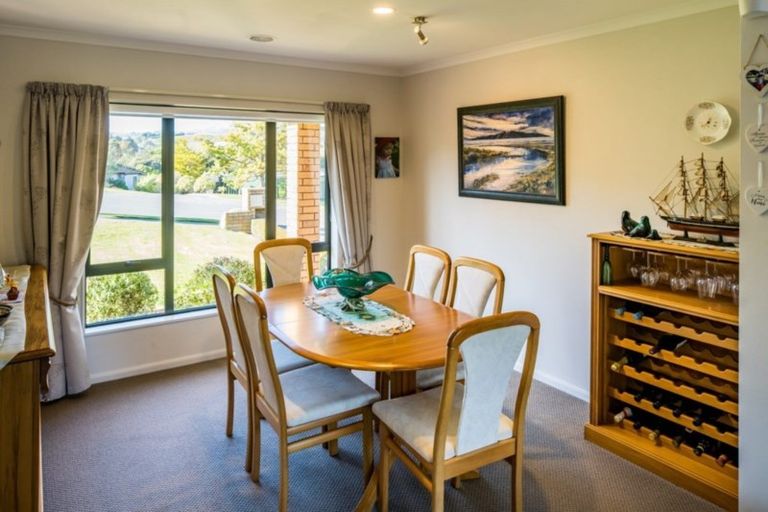 Photo of property in 4 Navigation Drive, Whitby, Porirua, 5024