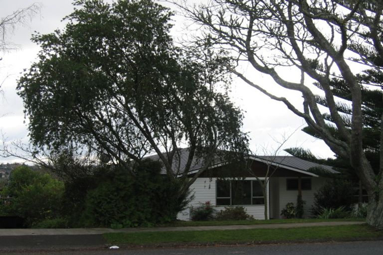 Photo of property in 86 Poaka Avenue, Dinsdale, Hamilton, 3204