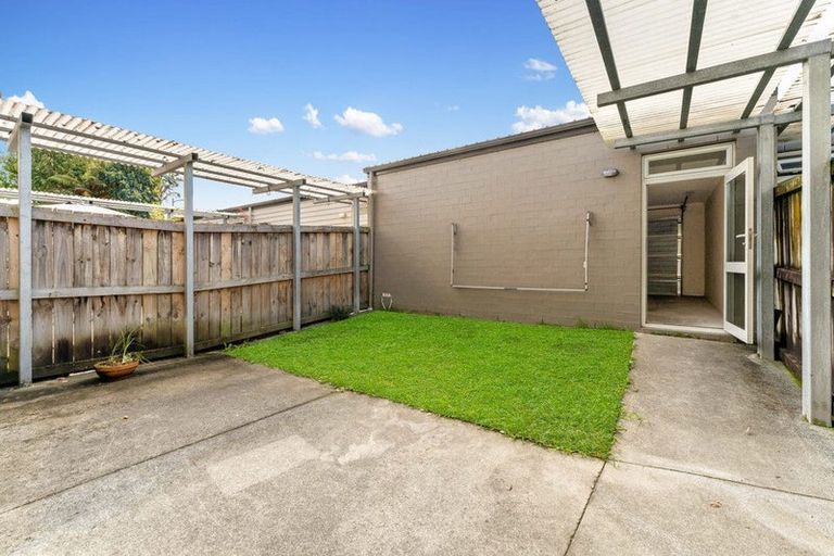 Photo of property in 13 Hakawai Avenue, Takanini, 2112