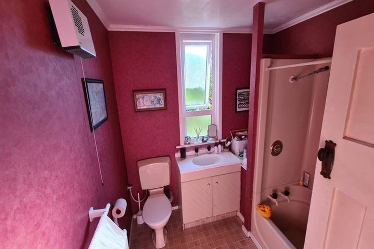 Photo of property in 37 Skibo Street, Kew, Dunedin, 9012