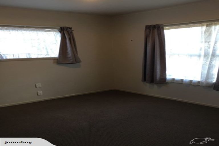 Photo of property in 43 Heath Street, St Andrews, Hamilton, 3200