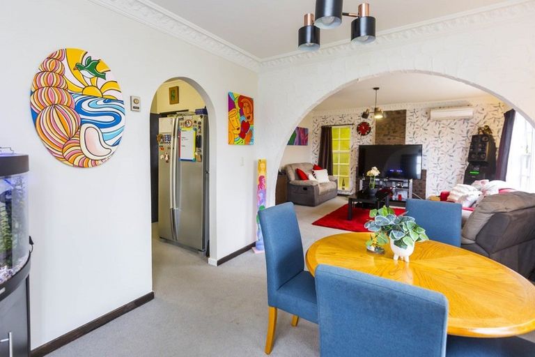 Photo of property in 3 Lord Street, Stokes Valley, Lower Hutt, 5019