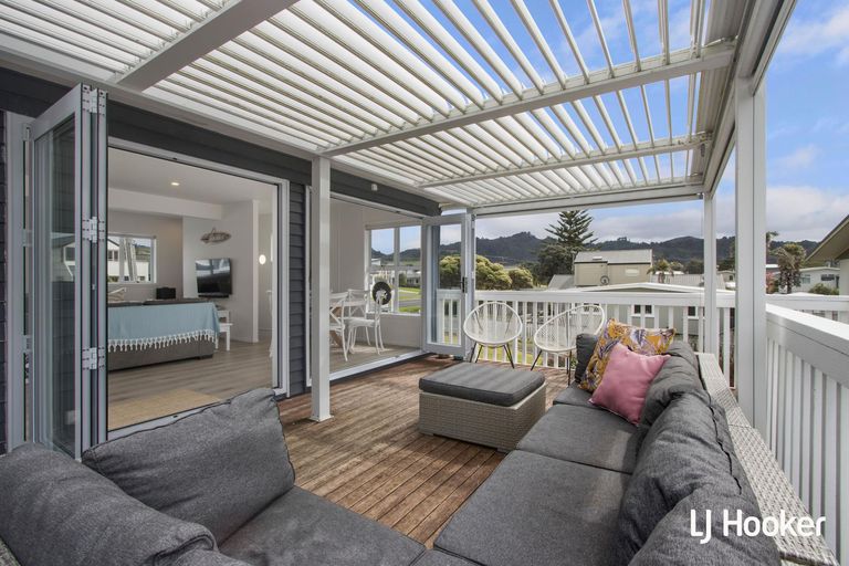 Photo of property in 53a Dillon Street, Waihi Beach, 3611