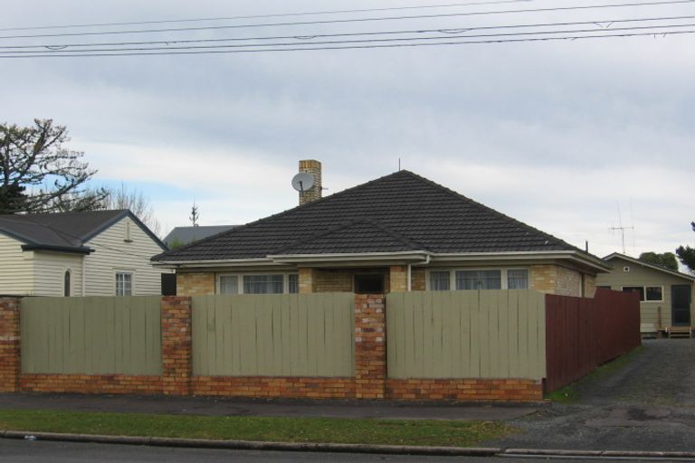 Photo of property in 77 Rimu Street, Maeroa, Hamilton, 3200