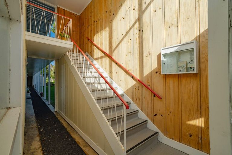 Photo of property in Balmoral Court, 2/130a Balmoral Road, Mount Eden, Auckland, 1024